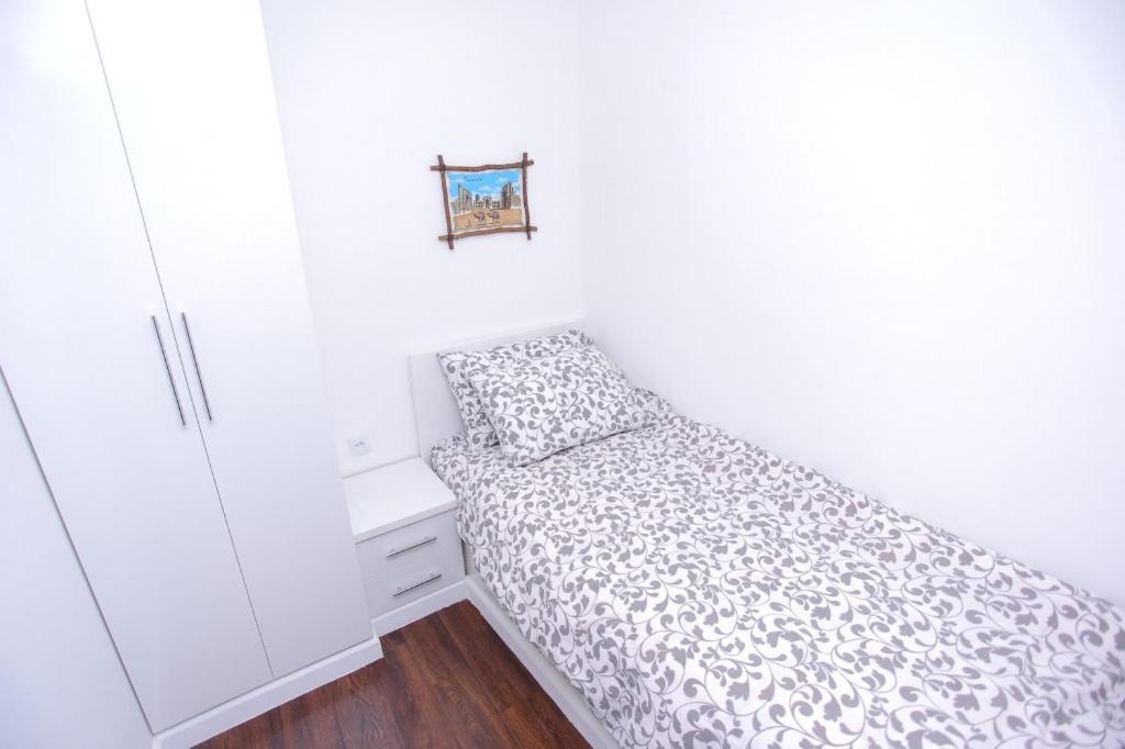 Overlooking Registan Square Luxury 2 Bedrooms Apartment Samarkand Exterior foto